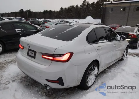 2022 BMW 330I xDrive z USA, uszkodzony, nr VIN 3MW5R7J06N8C54664